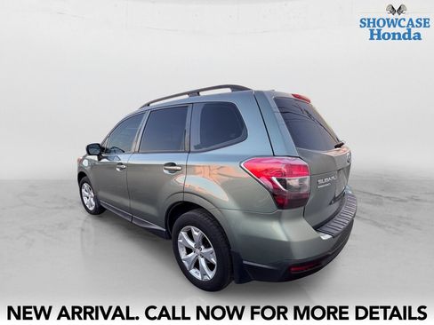 Used 2016 Subaru Forester 2.5i w/ Alloy Wheel Package AWD/4WD image 4