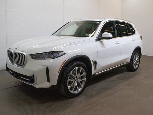 New 2026 BMW X5 xDrive40i w/ Climate Comfort Package image 8