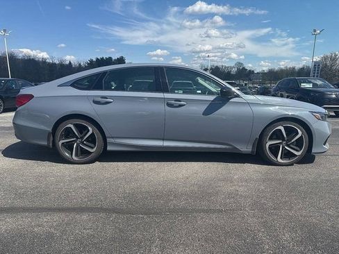 Used 2022 Honda Accord Sport Special Edition image 8