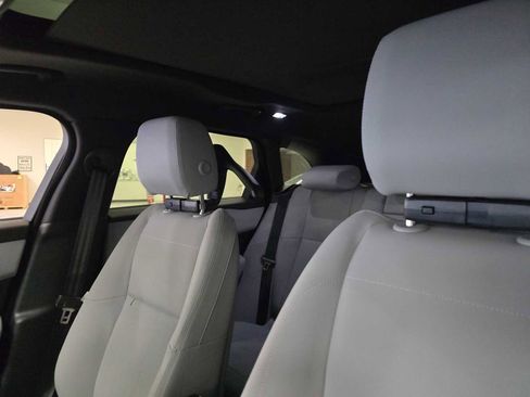 New 2026 Land Rover Range Rover Velar Dynamic SE image 19