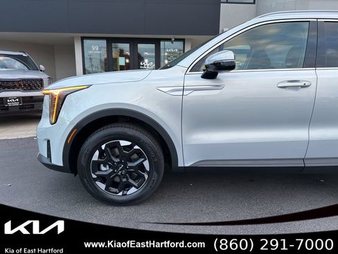 New 2026 Kia Sorento S AWD/4WD image 11