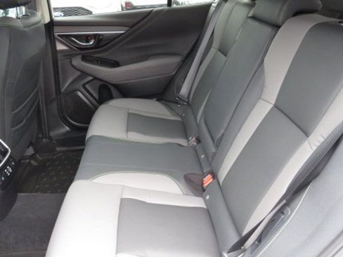 Used 2025 Subaru Outback Onyx Edition XT image 6