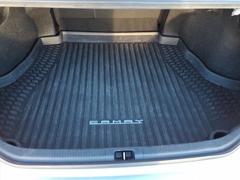 Used 2024 Toyota Camry LE image 10