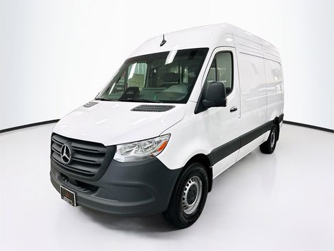 New 2025 Mercedes-Benz Sprinter 2500 image 3