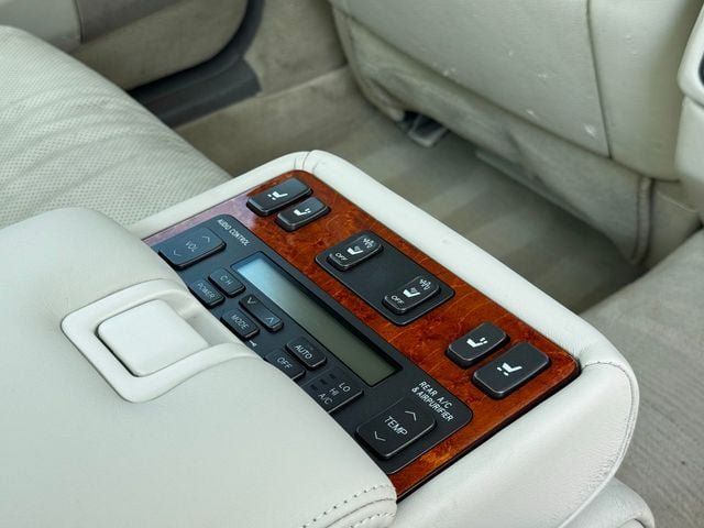 Used 2004 Lexus LS 430 RWD image 15