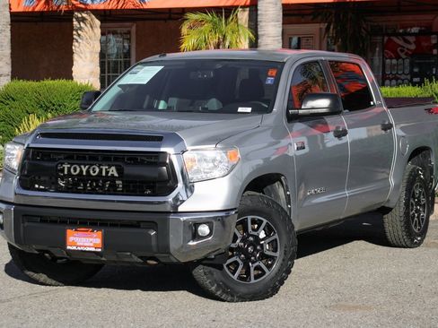 Used 2016 Toyota Tundra SR5 w/ TRD Off Road Package image 5