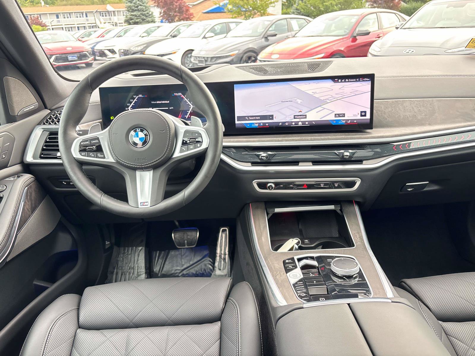 Used 2026 BMW X5 xDrive40i w/ M Sport Package AWD/4WD image 15
