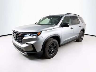 New 2025 Honda Pilot TrailSport