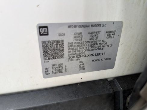 Certified 2024 GMC Yukon XL AT4 w/ Technology Package AWD/4WD image 31