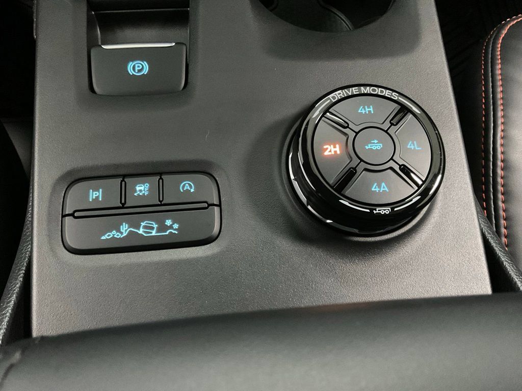 Used 2025 Ford Ranger Raptor AWD/4WD image 19