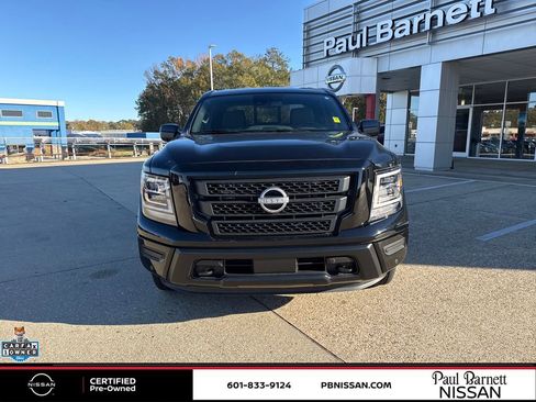 Certified 2024 Nissan Titan SV w/ SV Bronze Edition Package image 22
