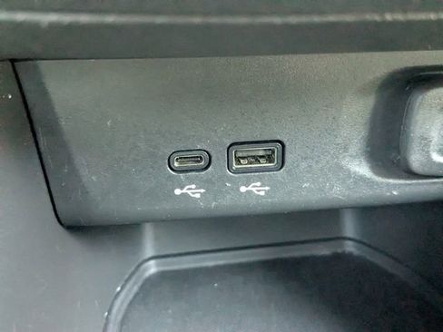 Used 2024 Buick Envista Preferred w/ Advanced Safety Package FWD image 20