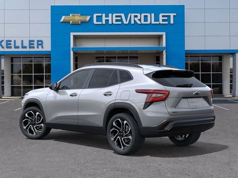 New 2026 Chevrolet Trax RS image 3