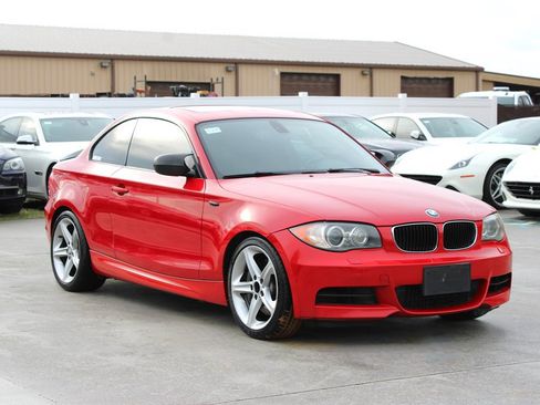 Used 2010 BMW 135i Coupe image 9