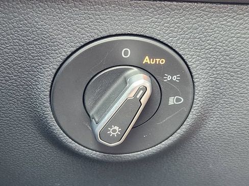 New 2026 Volkswagen Taos SE AWD/4WD image 20