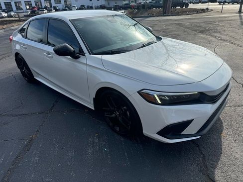 Used 2022 Honda Civic Sport image 8