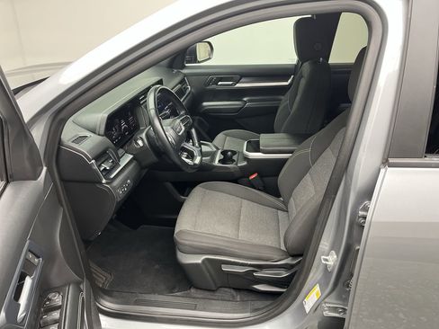 Certified 2025 GMC Terrain Elevation image 3