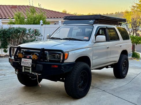 Used 1997 Toyota 4Runner SR5 image 1