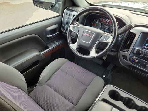 Used 2018 GMC Sierra 1500 SLE w/ SLE Value Package image 16