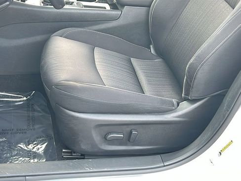 Used 2024 Nissan Altima 2.5 SV image 30