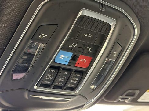 Used 2024 Jeep Grand Cherokee Limited 4xe AWD/4WD image 36