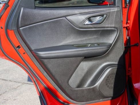 Used 2024 Chevrolet Blazer LT image 12