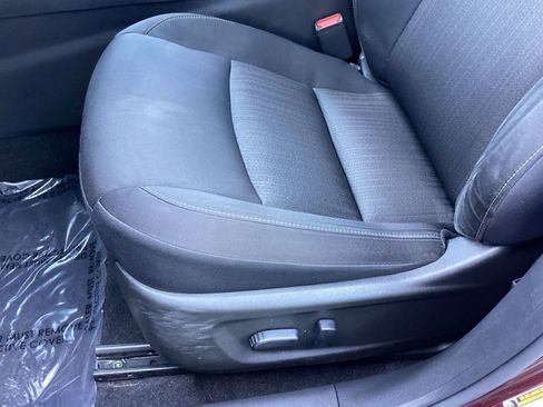 Used 2024 Nissan Altima 2.5 SV image 12