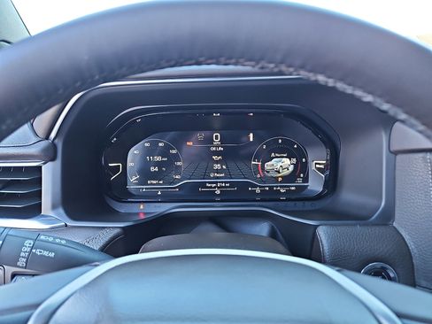 Used 2023 GMC Yukon Denali image 13