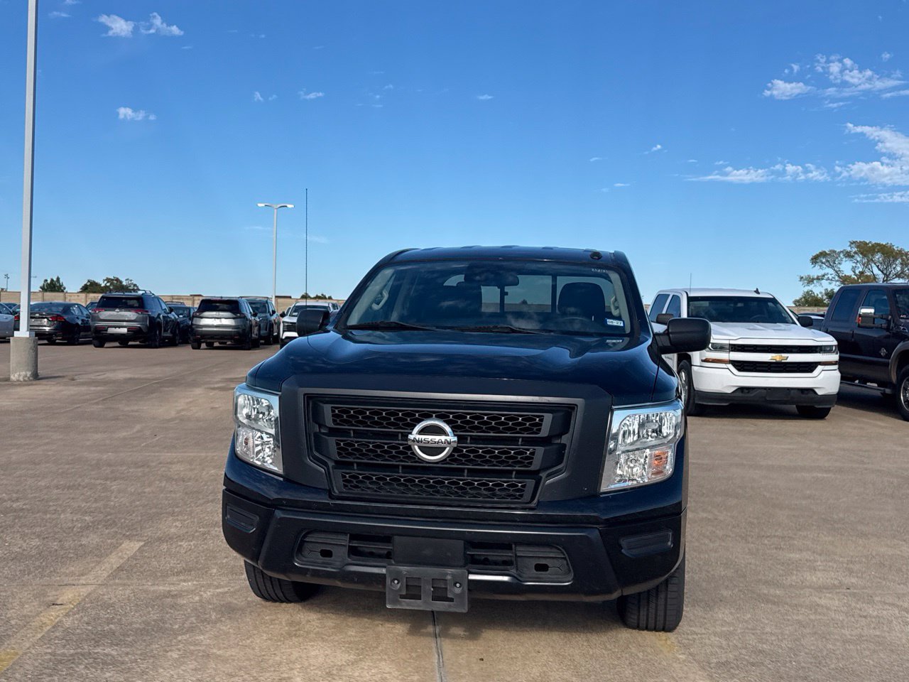 Used 2021 Nissan Titan S w/ S Utility Package RWD image 7