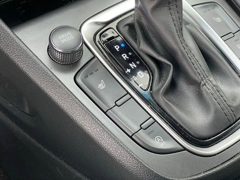 Used 2023 Hyundai Kona Limited image 21