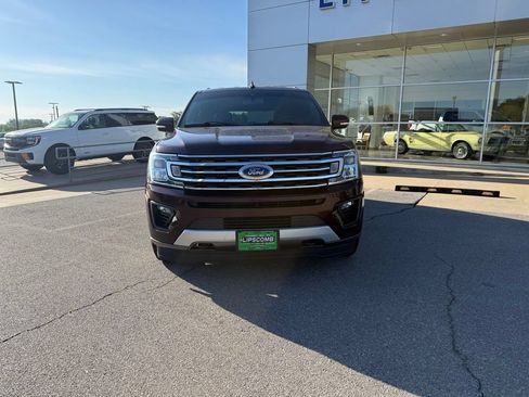 Used 2020 Ford Expedition XLT w/ Equipment Group 202A AWD/4WD image 8