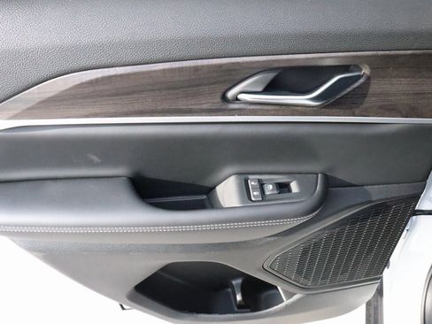 New 2025 Jeep Grand Cherokee Limited image 19