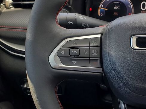 New 2026 Jeep Compass Trailhawk AWD/4WD image 10