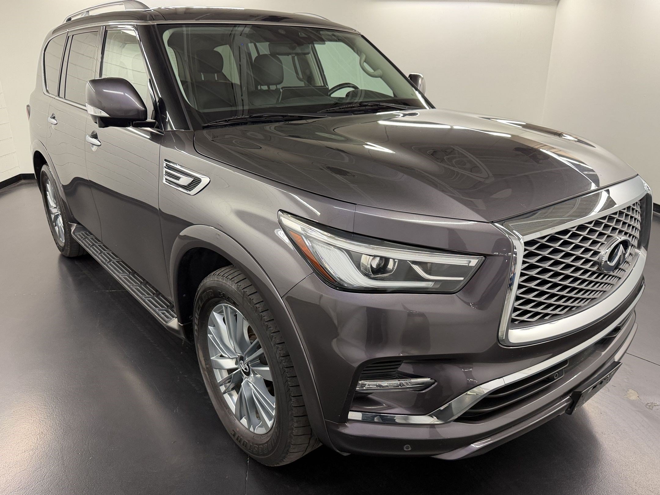 Used 2024 INFINITI QX80 Luxe AWD/4WD image 7