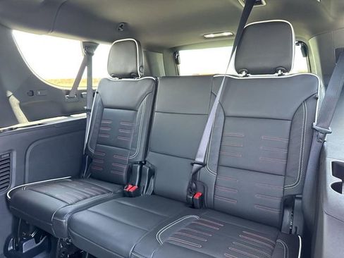 New 2026 GMC Yukon XL AT4 Ultimate AWD/4WD image 25