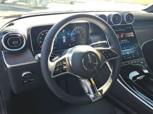 New 2026 Mercedes-Benz GLC 300 4MATIC image 16