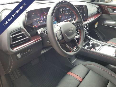 New 2026 Chevrolet Traverse RS w/ LPO, Floor Liner Package image 3