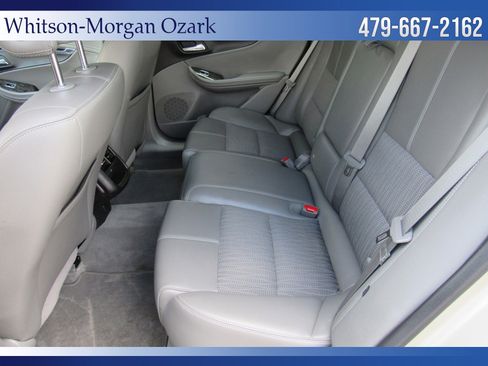 Used 2014 Chevrolet Impala LT w/ Convenience Package FWD image 23