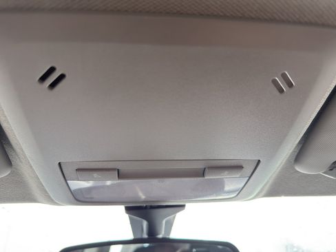 Used 2019 Chevrolet Sonic LT image 23