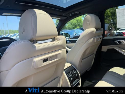Used 2021 BMW X5 xDrive40i w/ Premium Package 2 AWD/4WD image 21