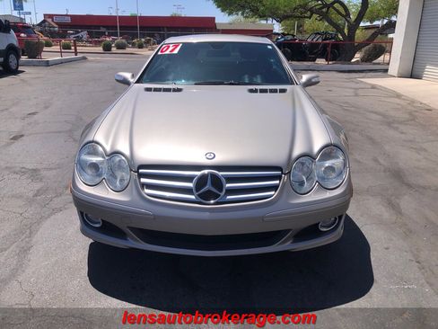 Used 2007 Mercedes-Benz SL 550 image 3