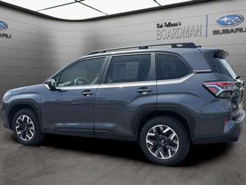 Used 2025 Subaru Forester Premium w/ Convenience Package #1 AWD/4WD image 8