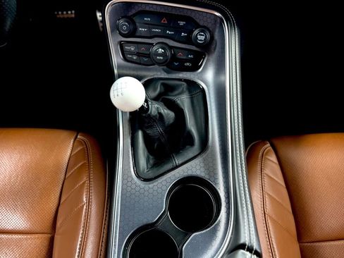 Used 2017 Dodge Challenger SRT w/ Technology Group image 33