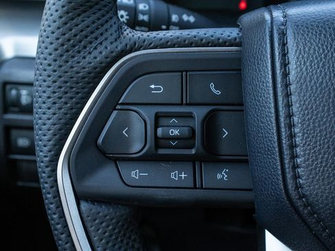 New 2026 Toyota Tacoma SR5 image 18