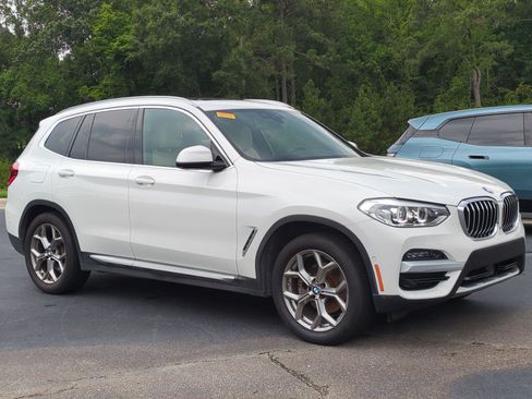 Used 2021 BMW X3 xDrive30i w/ Premium Package AWD/4WD image 2