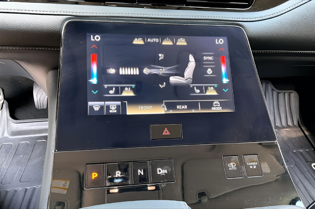 Used 2025 INFINITI QX80 Luxe AWD/4WD image 23
