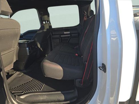 Used 2018 Ford F150 XLT w/ Equipment Group 302A Luxury image 11