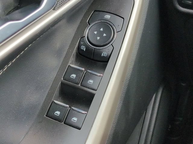 Used 2023 Ford Explorer XLT w/ Equipment Group 202A RWD image 24