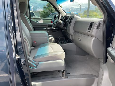 Used 2019 Nissan NV 3500 SV w/ Navigation Package RWD image 12