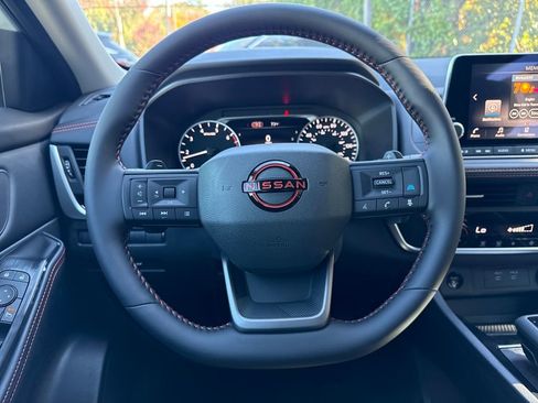 New 2026 Nissan Rogue Rock Creek image 14